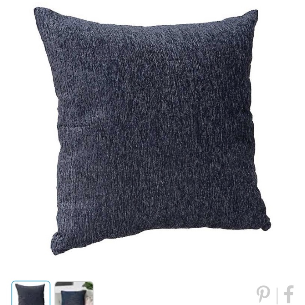 Kirkland’s 2pk Caralie indigo pillows